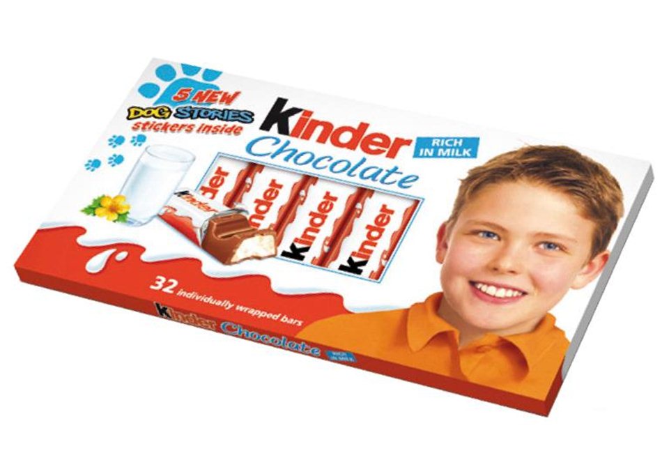 Киндер 8 порций. Киндер шоколад. Шоколадка Киндер. Шоколад kinder Chocolate. Киндер шоколад большая упаковка.